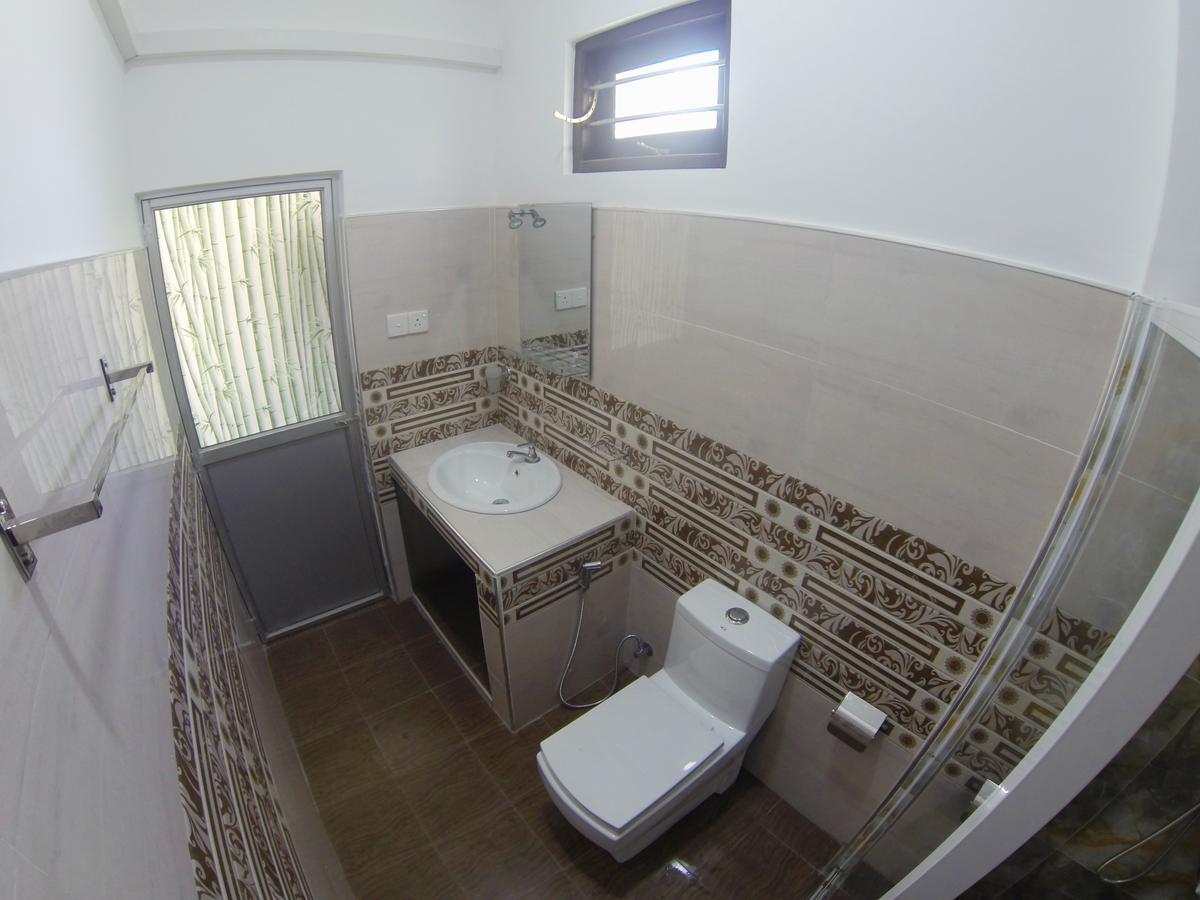 Mirissa White Plaza Hotel Bagian luar foto