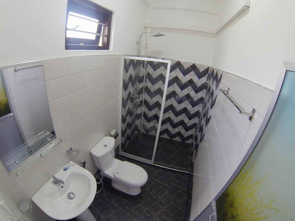 Mirissa White Plaza Hotel Bagian luar foto